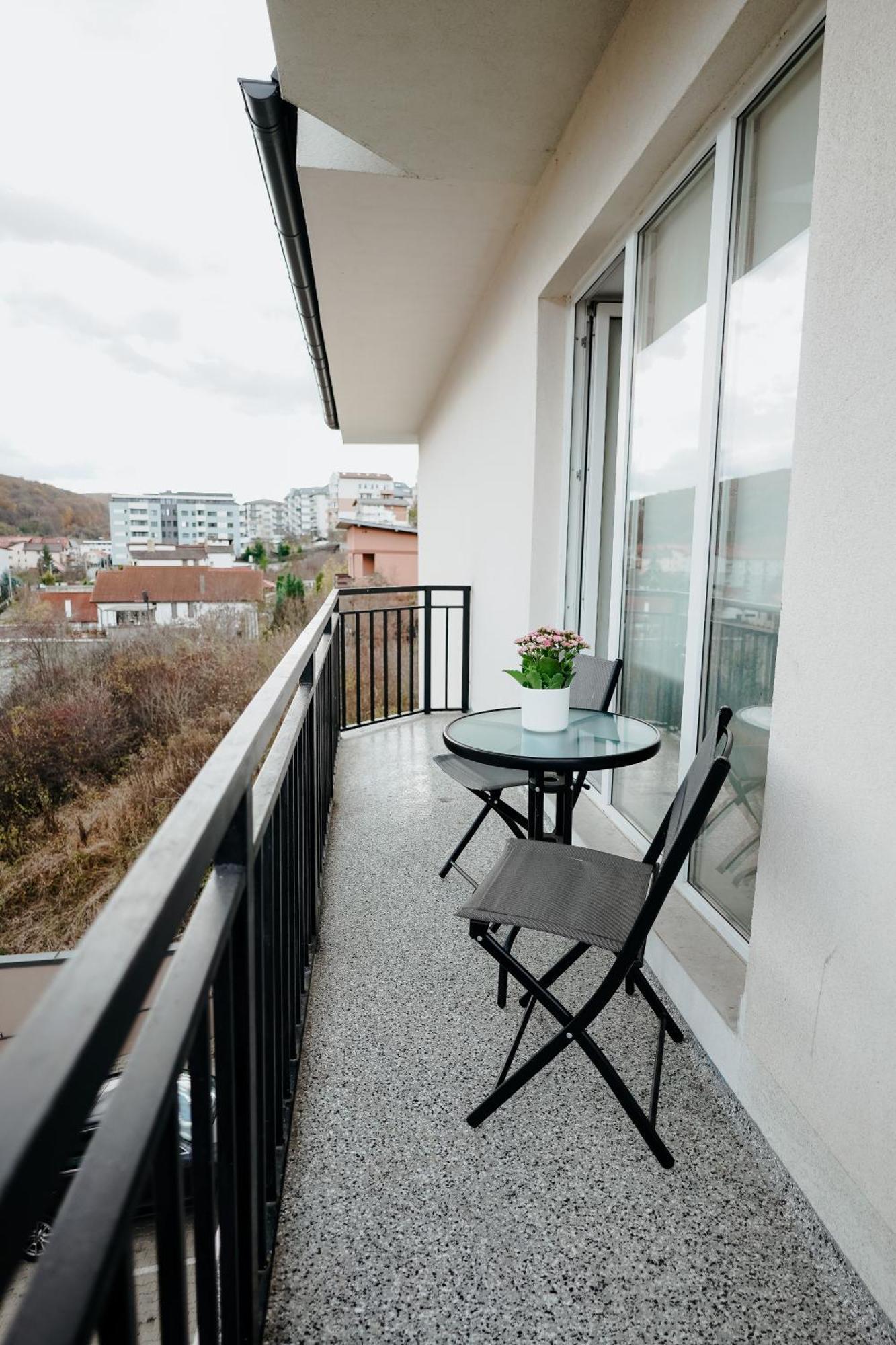 Andrew Apartaments Kluż-Napoka Zewnętrze zdjęcie