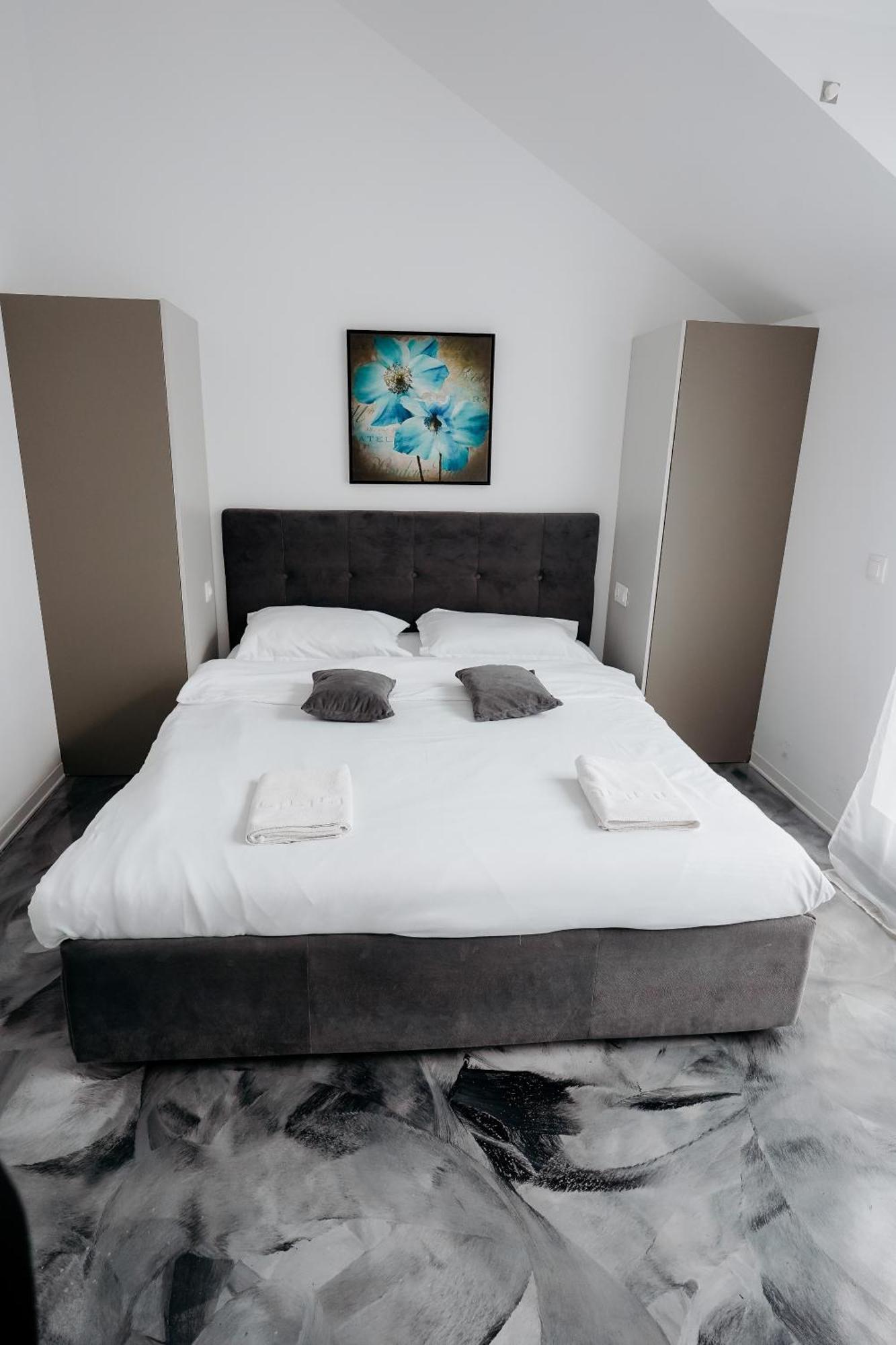 Andrew Apartaments Kluż-Napoka Zewnętrze zdjęcie