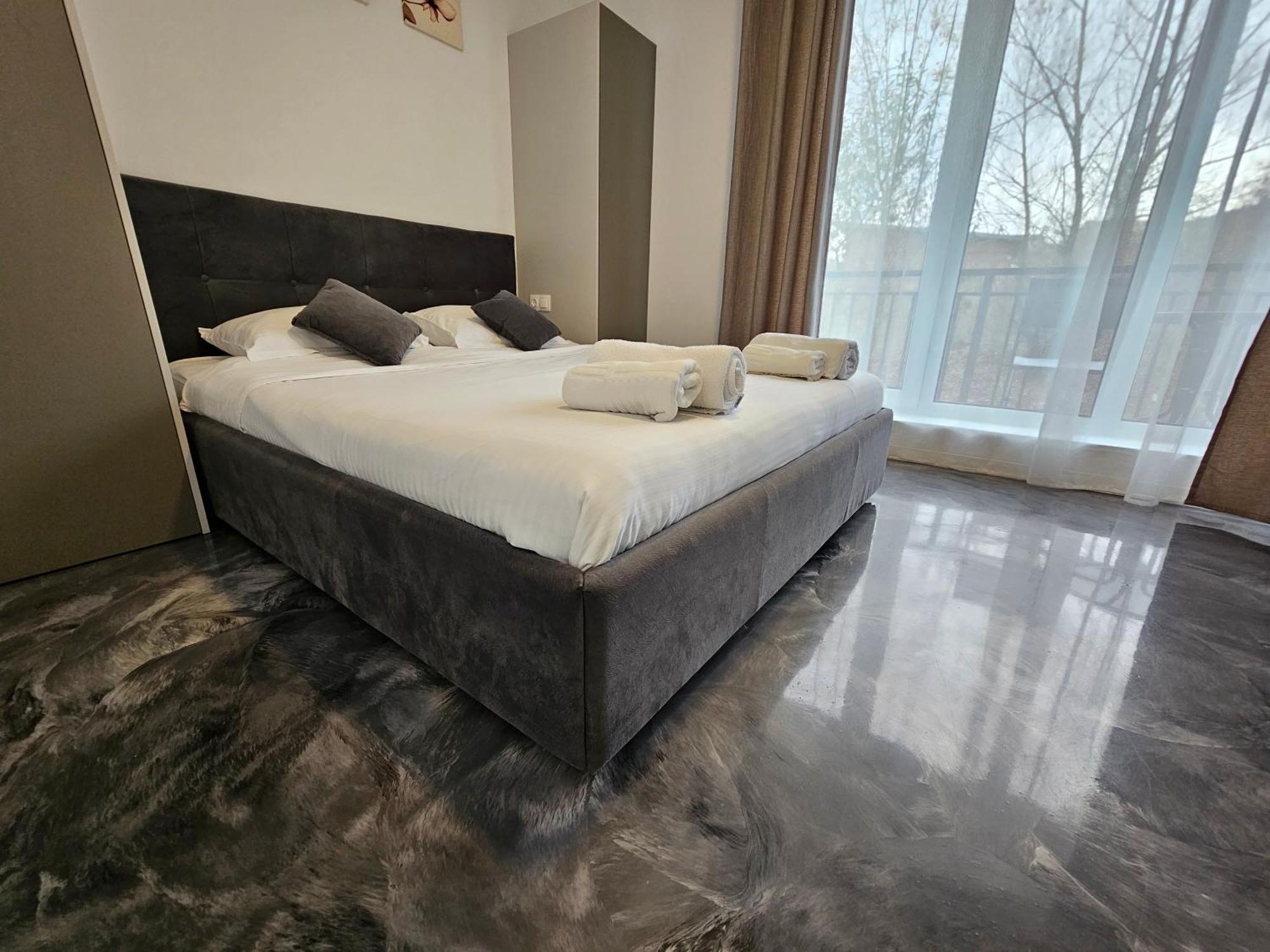 Andrew Apartaments Kluż-Napoka Zewnętrze zdjęcie